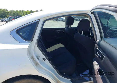 2013 Nissan Altima 2.5 S из США, поврежденный, VIN 1N4AL3AP7DN526276